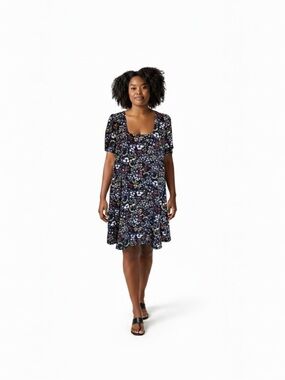 Molly Bracken classic navy floral print short sleeve flowing Aline dress large
